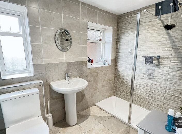 28 The Hollies, Clehonger, Hereford, HR2 9SP - photo 11