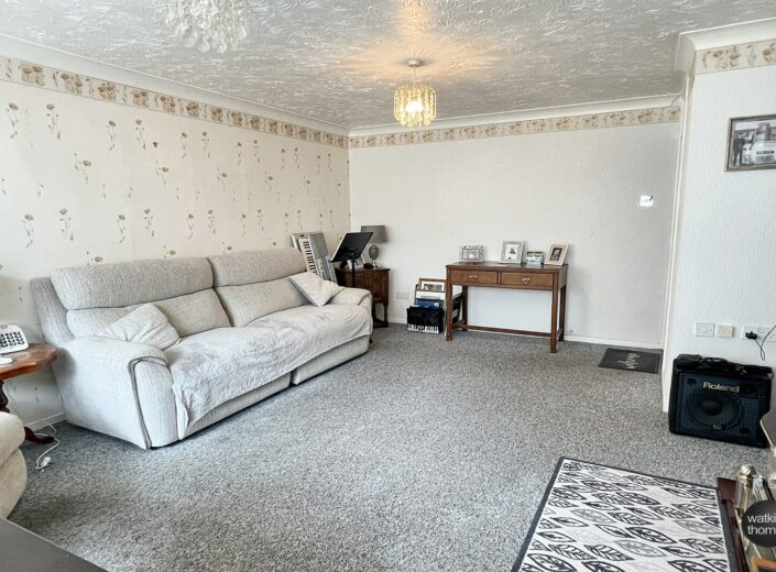 28 The Hollies, Clehonger, Hereford, HR2 9SP - photo 4