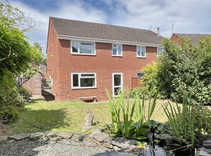 125 St Peters Close, Moreton On Lugg, Hereford, HR4 8DW - photo 2