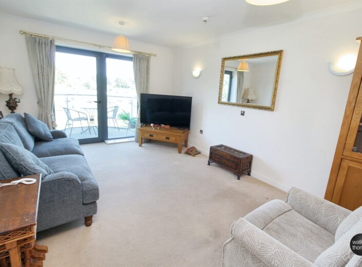 111 Eign Brook Court, The Rose Garden, Ledbury Road, Hereford, HR1 2TR - photo 4