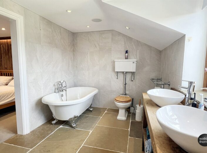 122 Grandstand Road, Hereford, HR4 9NR - photo 17