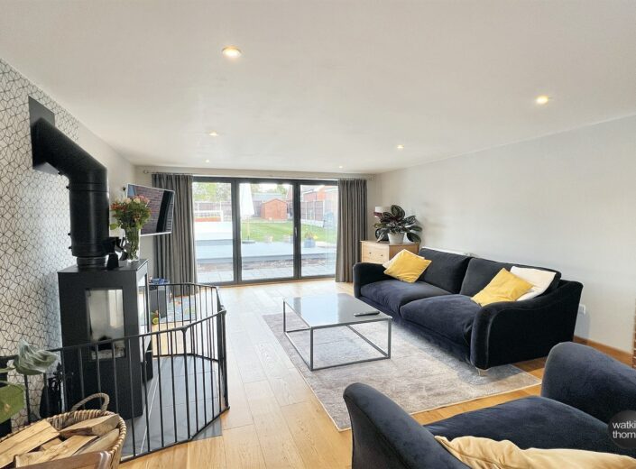 122 Grandstand Road, Hereford, HR4 9NR - photo 4