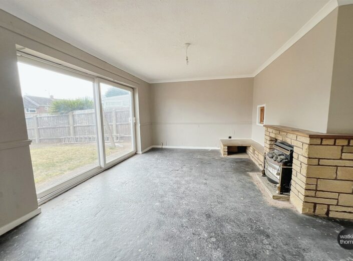 7 Barrie Road, Whitecross, Hereford, HR4 0QQ - photo 5