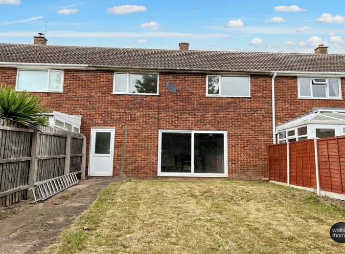 7 Barrie Road, Whitecross, Hereford, HR4 0QQ - photo 2