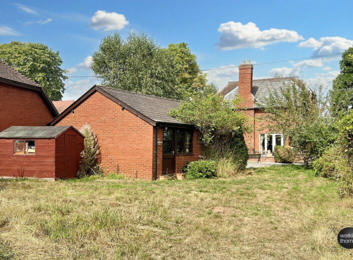 345 Kings Acre Road, Kings Acre, Hereford, HR4 0SL - photo 2