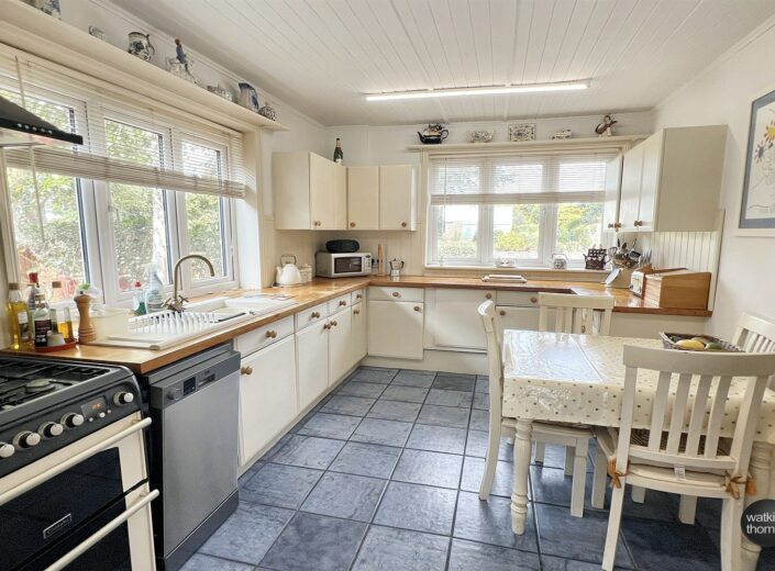 345 Kings Acre Road, Kings Acre, Hereford, HR4 0SL - photo 11