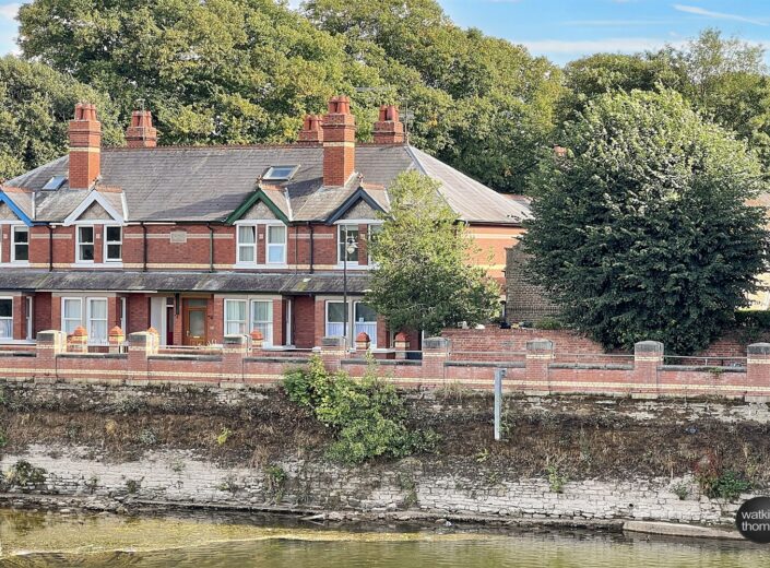 1 Wye View Villas, Wye Street, Hereford, HR2 7RA - photo 1