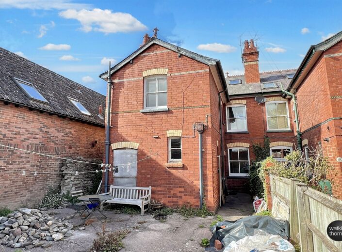 1 Wye View Villas, Wye Street, Hereford, HR2 7RA - photo 2