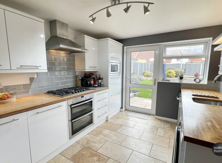 14 Auckland Close, Hampton Park, Hereford, HR1 1YF - photo 11