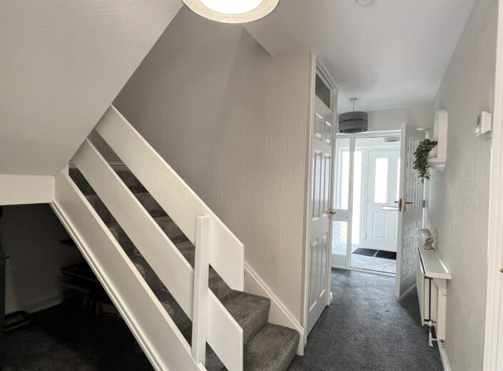 9 Carwardine Green, Newton Farm, Hereford, HR2 7ER - photo 5