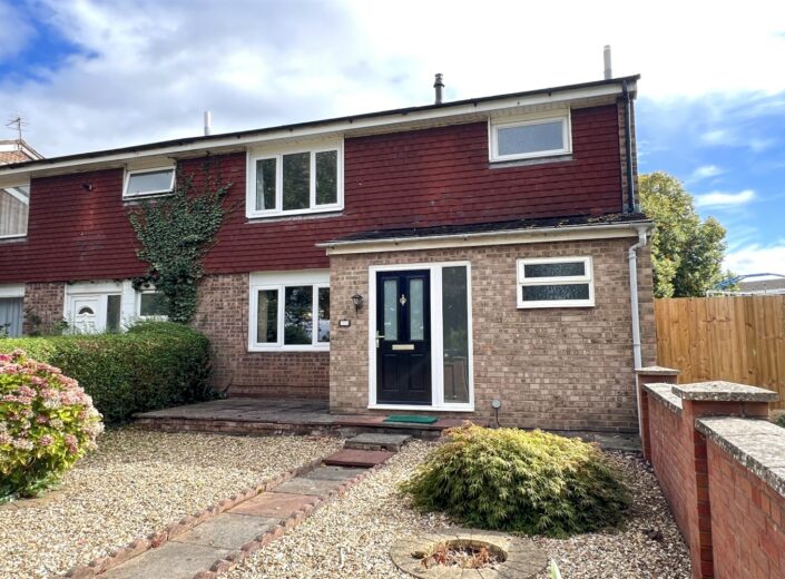 9 Carwardine Green, Newton Farm, Hereford, HR2 7ER - photo 1
