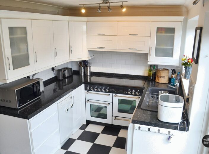 8 Coniston Walk, off Yazor Road, Hereford, HR4 9PP - photo 6