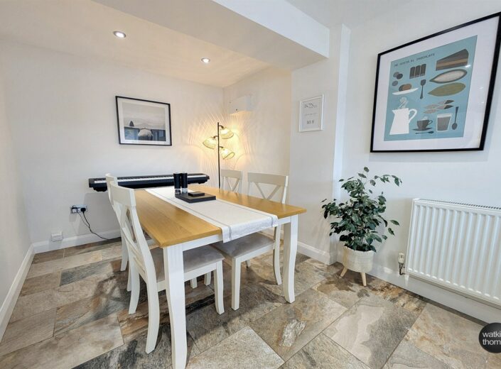 132 St Peter's Close, Moreton-on-Lugg, Hereford, HR4 8DW - photo 8