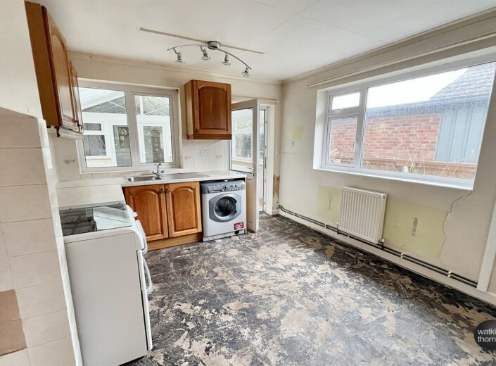 3 Cloverdale Drive, Preston-On-Wye, Herefordshire, HR2 9JU - photo 4