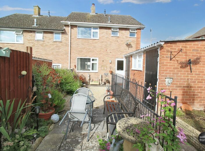 14 Eastnor Drive, Tupsley, Hereford, HR1 1PL - photo 2