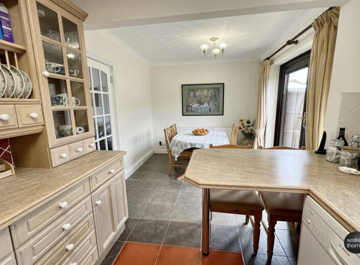 18 Farr Close, Tupsley, Hereford, HR1 1QF - photo 5