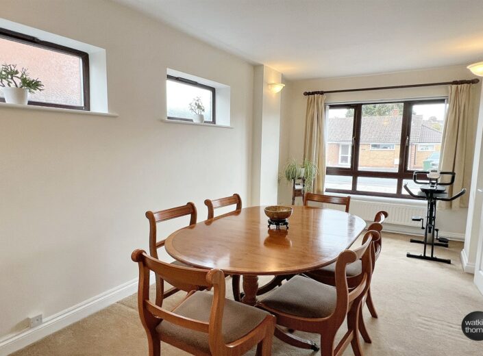 18 Farr Close, Tupsley, Hereford, HR1 1QF - photo 14