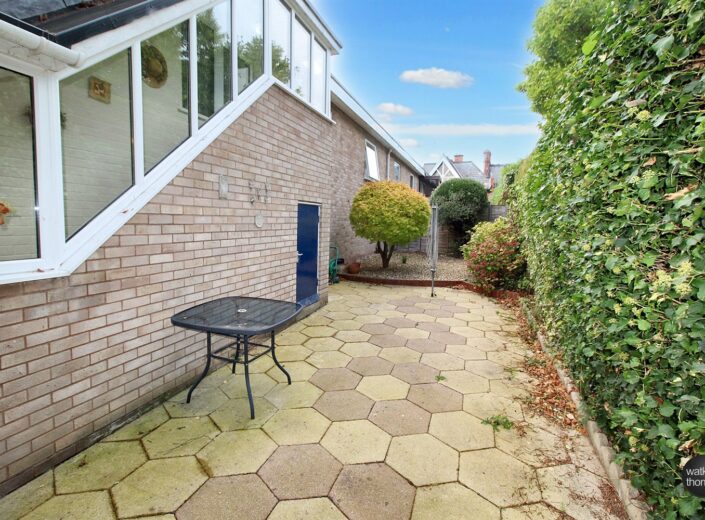 Flat 12, Hillside, 20 Aylestone Hill, Hereford, HR1 1HS - photo 11