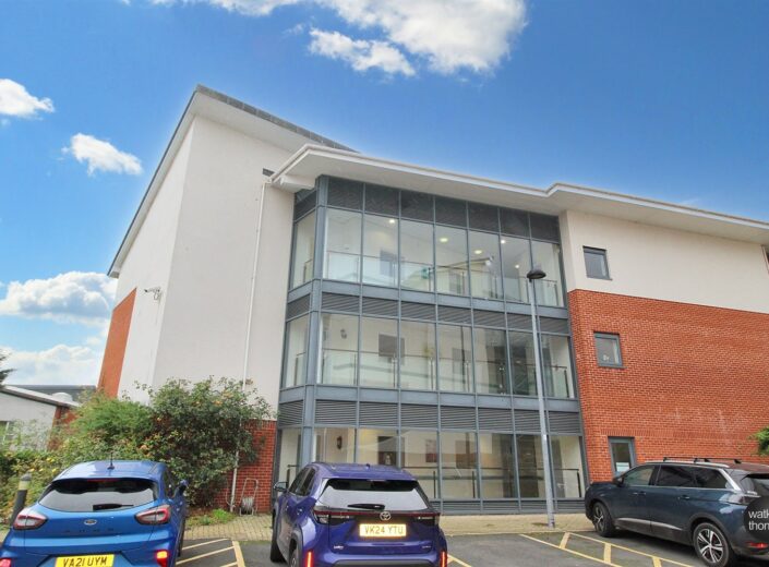 216 Eign Brook Court, The Rose Garden, Ledbury Road, HR1 2TR