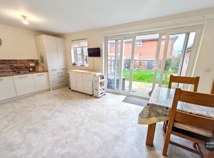 16 Fiennes Way, Whitecross, Hereford, HR4 0ES - photo 1