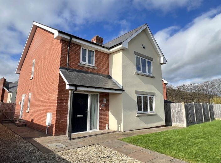 27 Pyon Close, Canon Pyon, Herefordshire, HR4 8QA