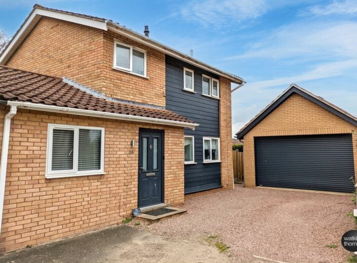 16 Doncaster Avenue, Hereford, HR4 9TE