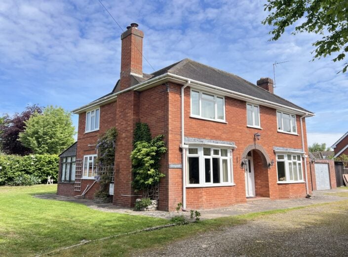Sunny Mead, Bartestree, Herefordshire, HR1 4BA
