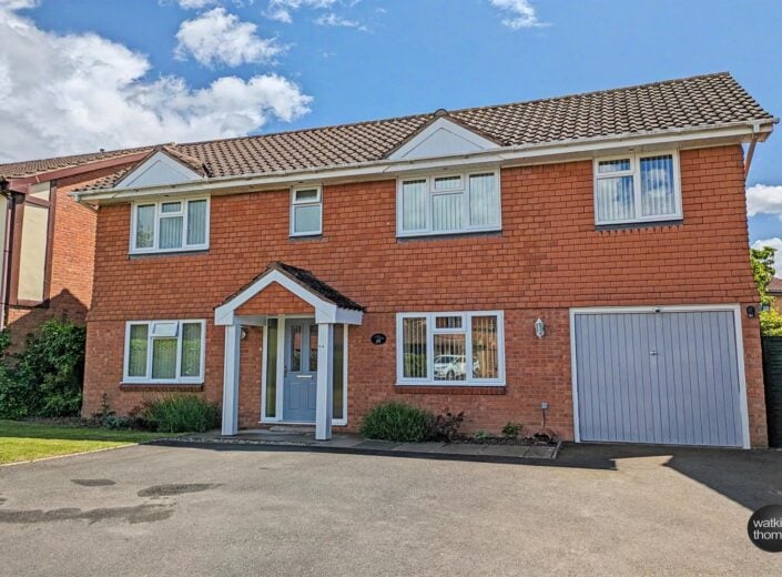 94 Kempton Avenue, Bobblestock, Hereford, HR4 9TY