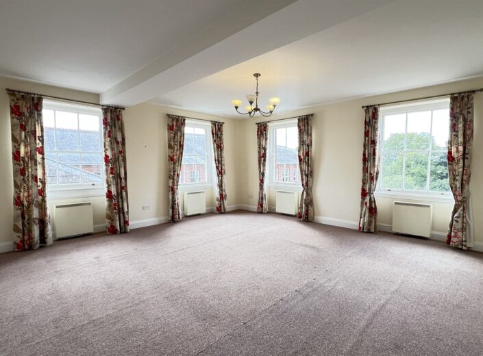 21 Wye Way, St James, Hereford, HR1 2NP - photo 6