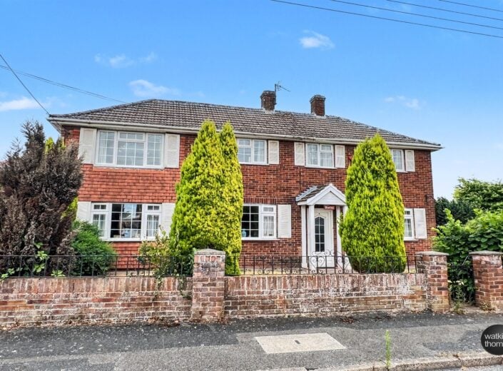 9 Belle Bank Avenue, Holmer, Hereford, HR4 9RL