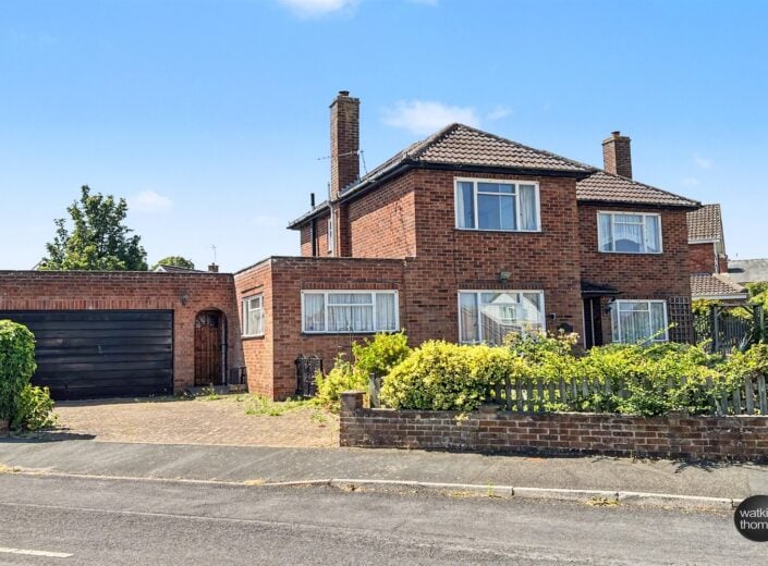 6 Winchester Avenue, Tupsley, Hereford, HR1 1QJ