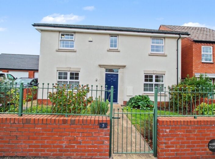 5 Green Wilding Road, Holmer, Hereford, HR1 1GB