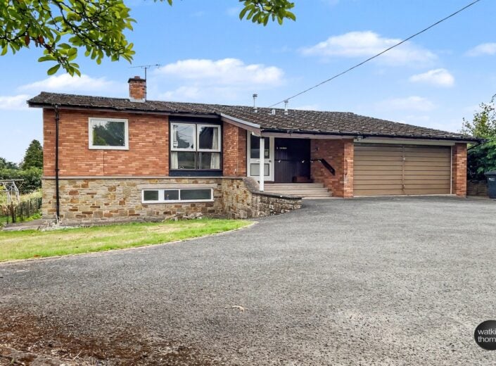 Fairway, Roman Road, Hereford, HR4 9QN