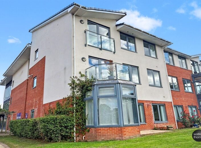 11 Eign Brook Court, The Rose Garden, Ledbury Road, Hereford, HR1 2TR