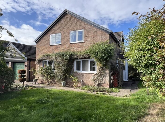 7 Court Close, Little Dewchurch, Herefordshire, HR2 6PT