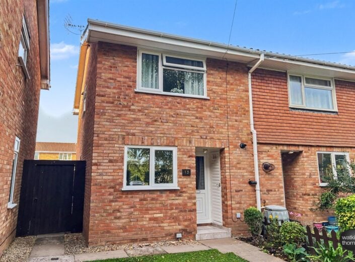 13 Epsom Walk, Bobblestock, Hereford, HR4 9NJ